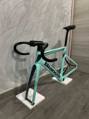 Gebrauchtes Bianchi Oltre Race 105 Di2 2023 Frameset 2023 Road & Gravel, Weiß — Bild 10 von 14