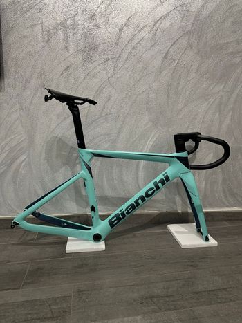 Gebrauchtes Bianchi Oltre Race 105 Di2 2023 Frameset 2023 Road & Gravel, Weiß — Bild 13 von 14