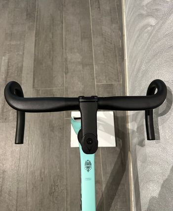 Gebrauchtes Bianchi Oltre Race 105 Di2 2023 Frameset 2023 Road & Gravel, Weiß — Bild 11 von 14