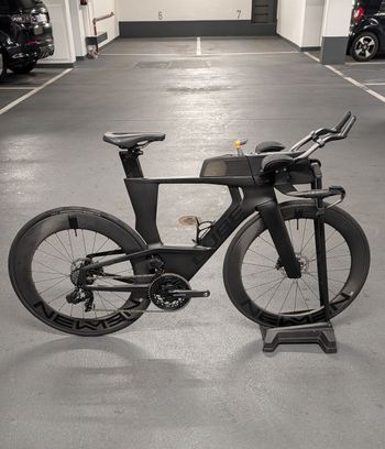 Käytetty CUBE AERIUM C:68X, SLX 2024 2024 Road & Gravel