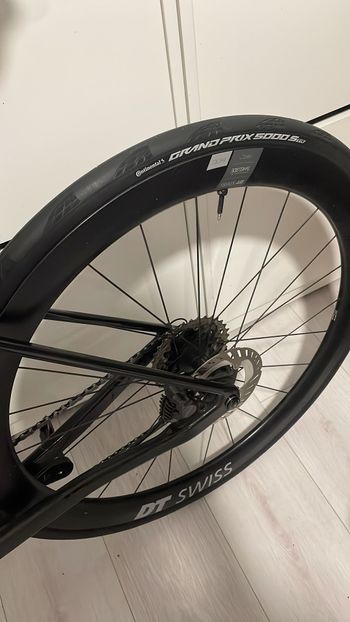 Used Canyon Ultimate CF SLX 8 Di2 2024 2024 Road & Gravel, Black — image 3 of 7