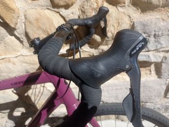 Used Cannondale Topstone Shimano Sora 2024 Road & Gravel, Red — image 9 of 10