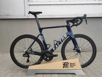 Tweedehands Factor OSTRO VAM 2022 2022 Road & Gravel — afbeelding 1 van 25