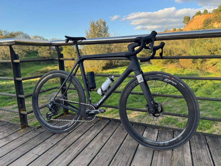 Used Trek Checkmate SLR 7 AXS 2026 2026 Road & Gravel, Black — image 6 of 8