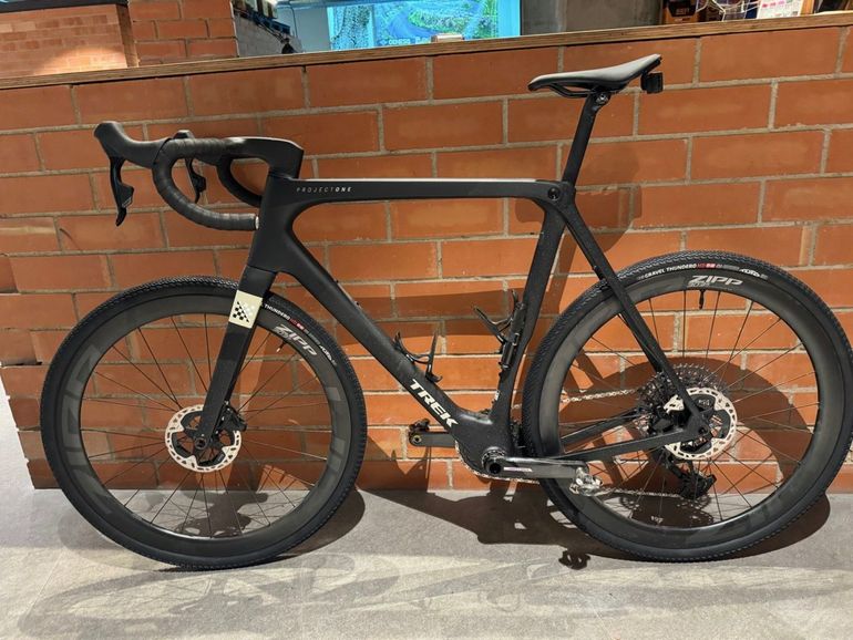 Used Trek Checkmate SLR 7 AXS 2026 2026 Road & Gravel, Black — image 4 of 8