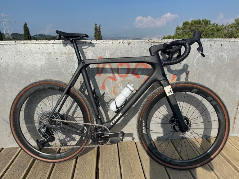 Used Trek Checkmate SLR 7 AXS 2026 2026 Road & Gravel, Black — image 1 of 8