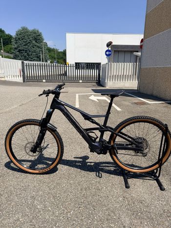 Used Orbea Rise LT M20 2025 2025 Mountainbike, Purple, 29 — image 2 of 5