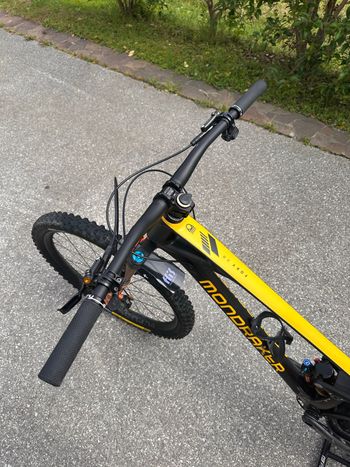 Použité Mondraker Foxy Carbon XR 2021 2021 Mountainbike — obrázek 5 z 12