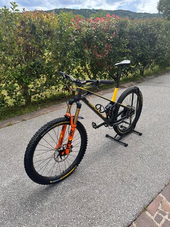 Použité Mondraker Foxy Carbon XR 2021 2021 Mountainbike — obrázek 12 z 12