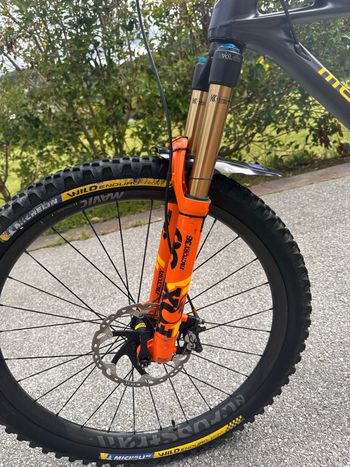 Použité Mondraker Foxy Carbon XR 2021 2021 Mountainbike — obrázek 11 z 12
