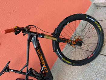 Brugt Orbea WILD FS M20 2022 2022 Mountainbike — billede 9 af 19