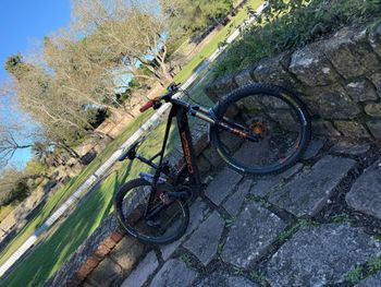 Used Orbea WILD FS M20 2022 2022 Mountainbike, Red, 29 — image 3 of 3