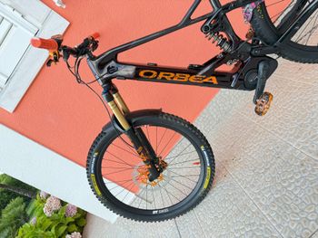 Brugt Orbea WILD FS M20 2022 2022 Mountainbike — billede 7 af 19