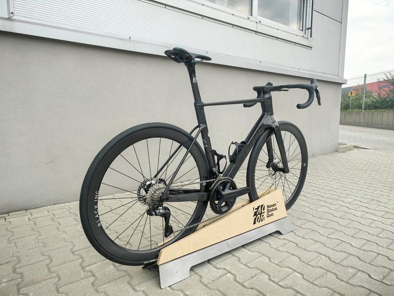 Used Factor OSTRO VAM - Shimano Ultegra 2023 2023 Road & Gravel, Black — image 2 of 18