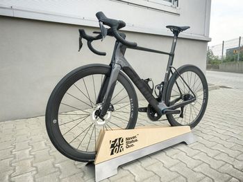 Used Factor OSTRO VAM - Shimano Ultegra 2023 2023 Road & Gravel, Black — image 7 of 18