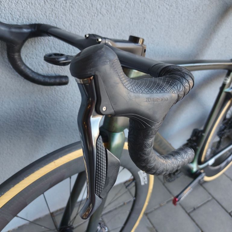 Used Specialized Tarmac Shimano Ultegra Di2 2021 Road & Gravel, Black — image 17 of 19
