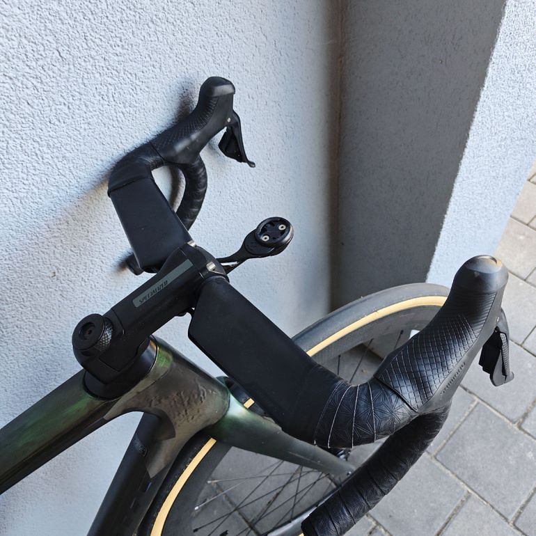 Used Specialized Tarmac Shimano Ultegra Di2 2021 Road & Gravel, Black — image 9 of 19