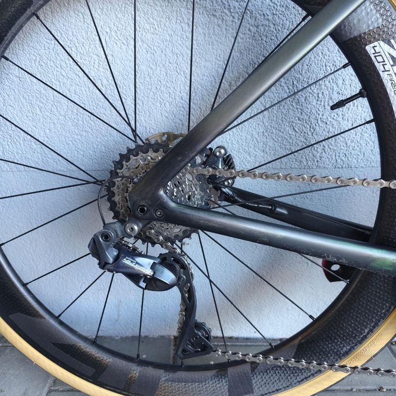 Used Specialized Tarmac Shimano Ultegra Di2 2021 Road & Gravel, Black — image 8 of 19