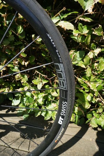 Used Canyon Endurace CF SL Disc 8.0 2019 2019 Road & Gravel, Red — image 10 of 17
