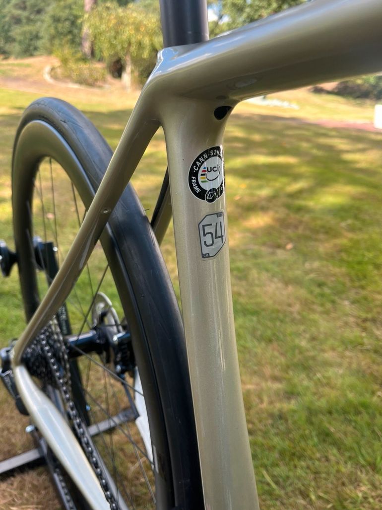 Used Cannondale Synapse HI-MOD Carbon Ultegra Di2 2022 Road & Gravel, Light Gray — image 6 of 26