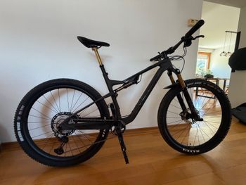 Used Lapierre XRM 10.9 2024 2024 Mountainbike, Black, 29 — image 19 of 19