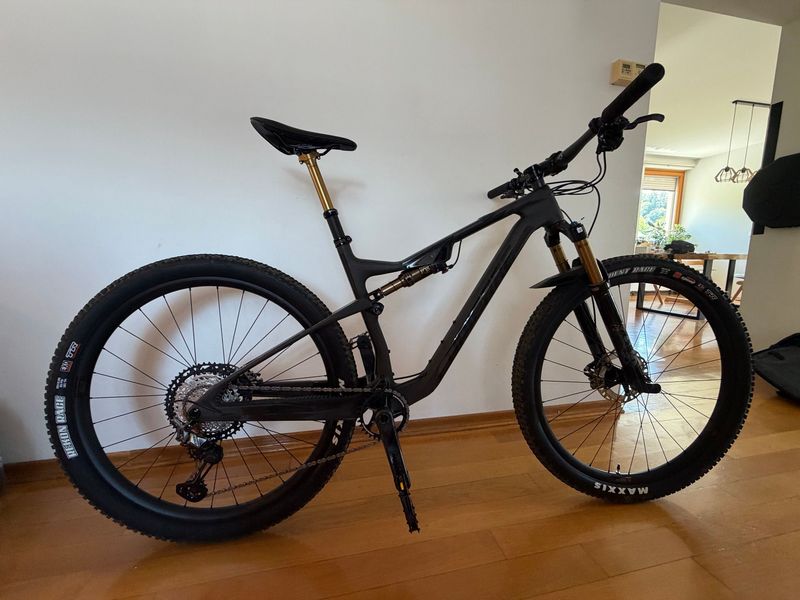 Used Lapierre XRM 10.9 2024 2024 Mountainbike, Black, 29 — image 19 of 19