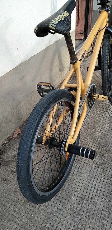 Used Mongoose Custom 2011 Youth, Orange — image 5 of 7