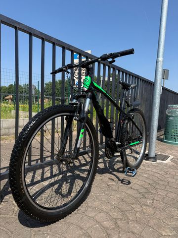 Montana Custom Shimano Acera 2019 MTB d'occasion