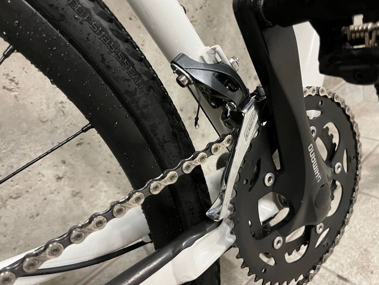 Used Specialized Diverge E5 2023 2023 Road & Gravel, White — image 4 of 6