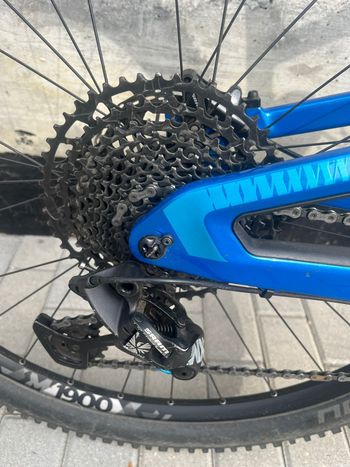Used Focus O1E 8.8 2020 2020 Mountainbike, Blue — image 6 of 6