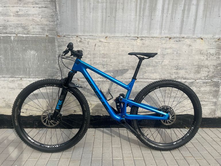 Used Focus O1E 8.8 2020 2020 Mountainbike, Blue — image 2 of 6