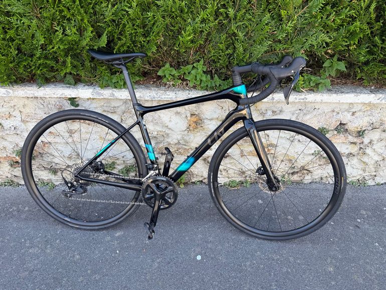 Used Liv Avail Advanced 2 2022 2022 Road & Gravel, Black — image 1 of 8