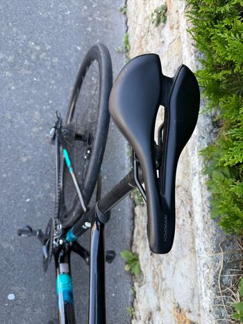 Used Liv Avail Advanced 2 2022 2022 Road & Gravel, Black — image 7 of 8