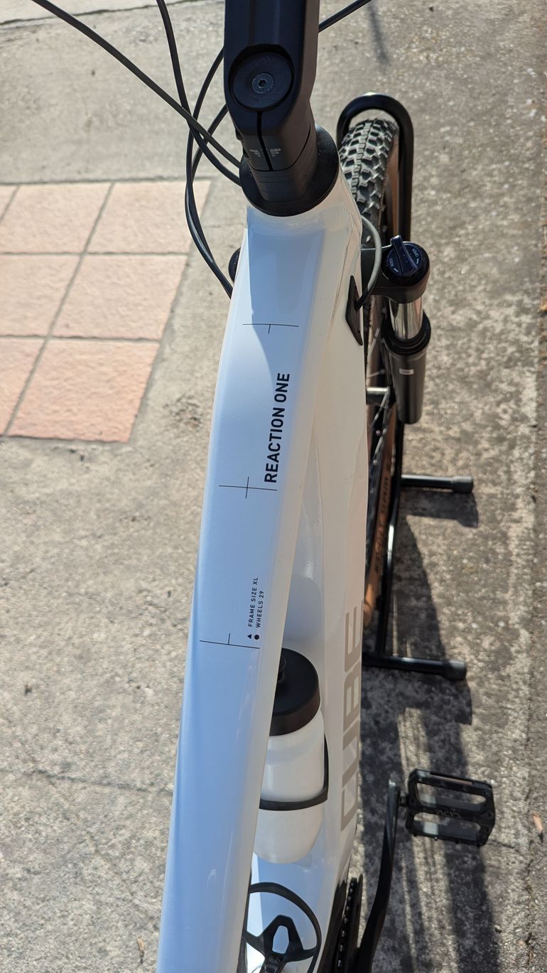 Used CUBE REACTION HYBRID, ONE 500 2022 2022 Mountainbike, White, 27.5 — image 4 of 11