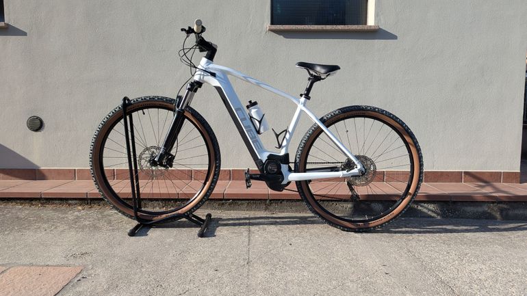 Used CUBE REACTION HYBRID, ONE 500 2022 2022 Mountainbike, White, 27.5 — image 1 of 11
