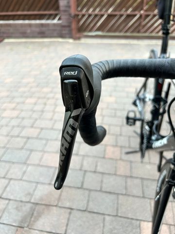 Brugt Trek Émonda SL 8 RED 2016 2016 Road & Gravel — billede 8 af 8