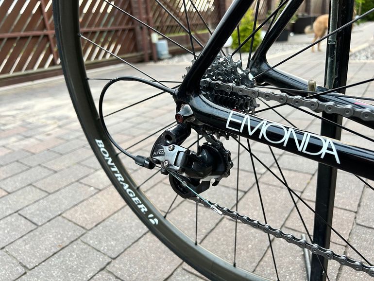 Używany Trek Émonda SL 8 RED 2016 2016 Road & Gravel — zdjęcie 5 z 8