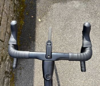 Used Cannondale SuperSix EVO Carbon Disc Ultegra 2020 Road & Gravel, Black — image 6 of 8