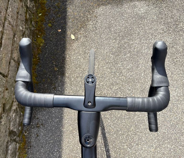 Used Cannondale SuperSix EVO Carbon Disc Ultegra 2020 Road & Gravel, Black — image 6 of 8