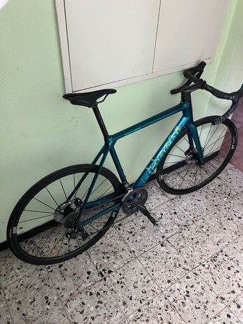 Used Bianchi Specialissima 2022 Road & Gravel, Green — image 2 of 7