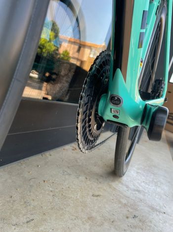 Použité Bianchi Oltre XR4 Disc Shimano 105 12s Palladium Carbon 2022 Road & Gravel — obrázek 3 z 15
