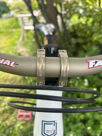 Used Commencal META AM Shimano XTR 2020 Mountainbike, White — image 3 of 20