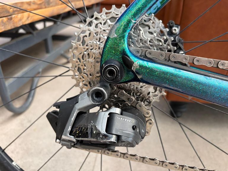 Used Cervélo Caledonia-5 Rival eTap AXS 2024 2024 Road & Gravel, Green — image 4 of 6