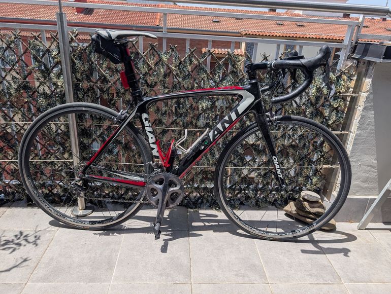 Giant TCR Composite 1 2012 2012 Road & Gravel de segunda mano, Negro — imagen 1 de 8