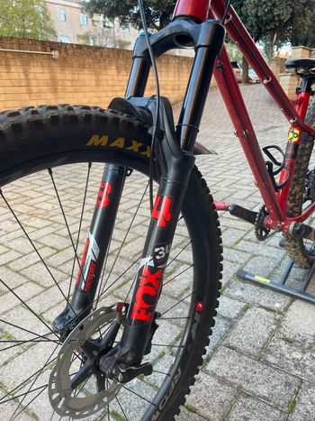 Used Tout Terrain Terra Coda Dura 2023 Mountainbike, Red — image 3 of 5