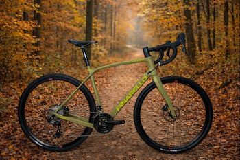 Käytetty Pinarello Granger X3 Disc 2023 2023 Road & Gravel