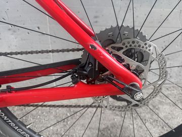 Trek Procaliber 9.7 2017 2017 Mountainbike usato, Rosso — immagine 8 di 13