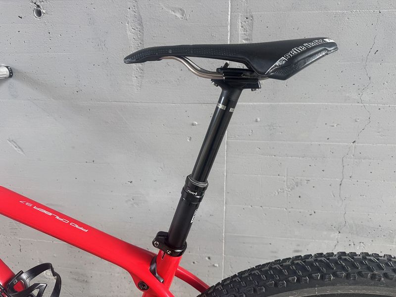 Trek Procaliber 9.7 2017 2017 Mountainbike usato, Rosso — immagine 12 di 13