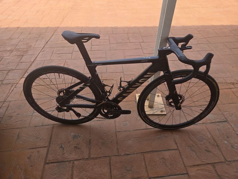Used Canyon Aeroad CFR Disc Frame and Brake Kit 2026 Frameset 2026 Road & Gravel, Black — image 7 of 8