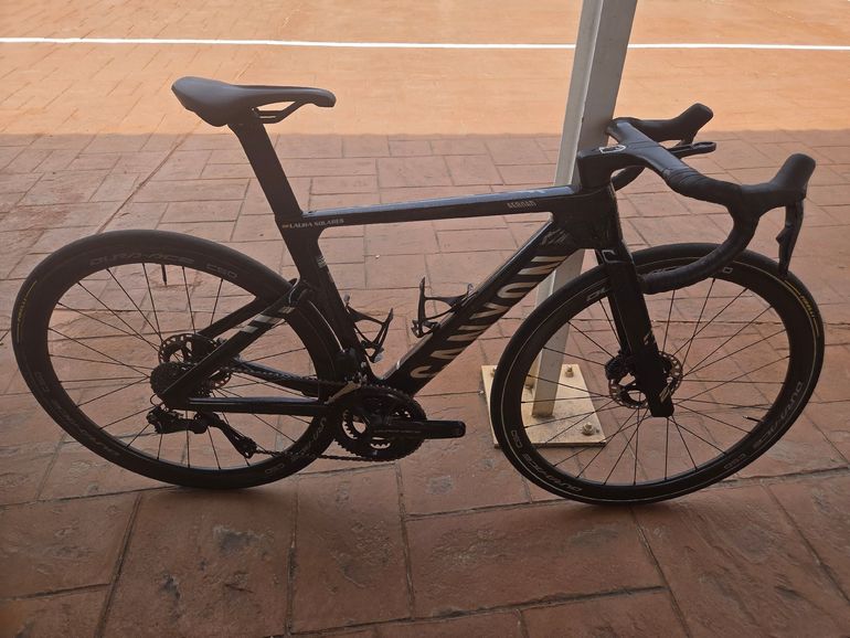 Used Canyon Aeroad CFR Disc Frame and Brake Kit 2026 Frameset 2026 Road & Gravel, Black — image 8 of 8